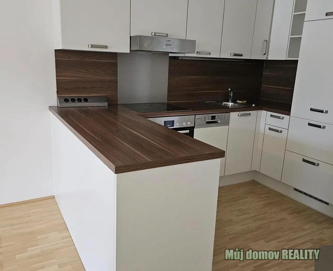 Pronájem byt 2+kk - Honzíkova,Praha 10, Dolní Měcholupy, 41 m²