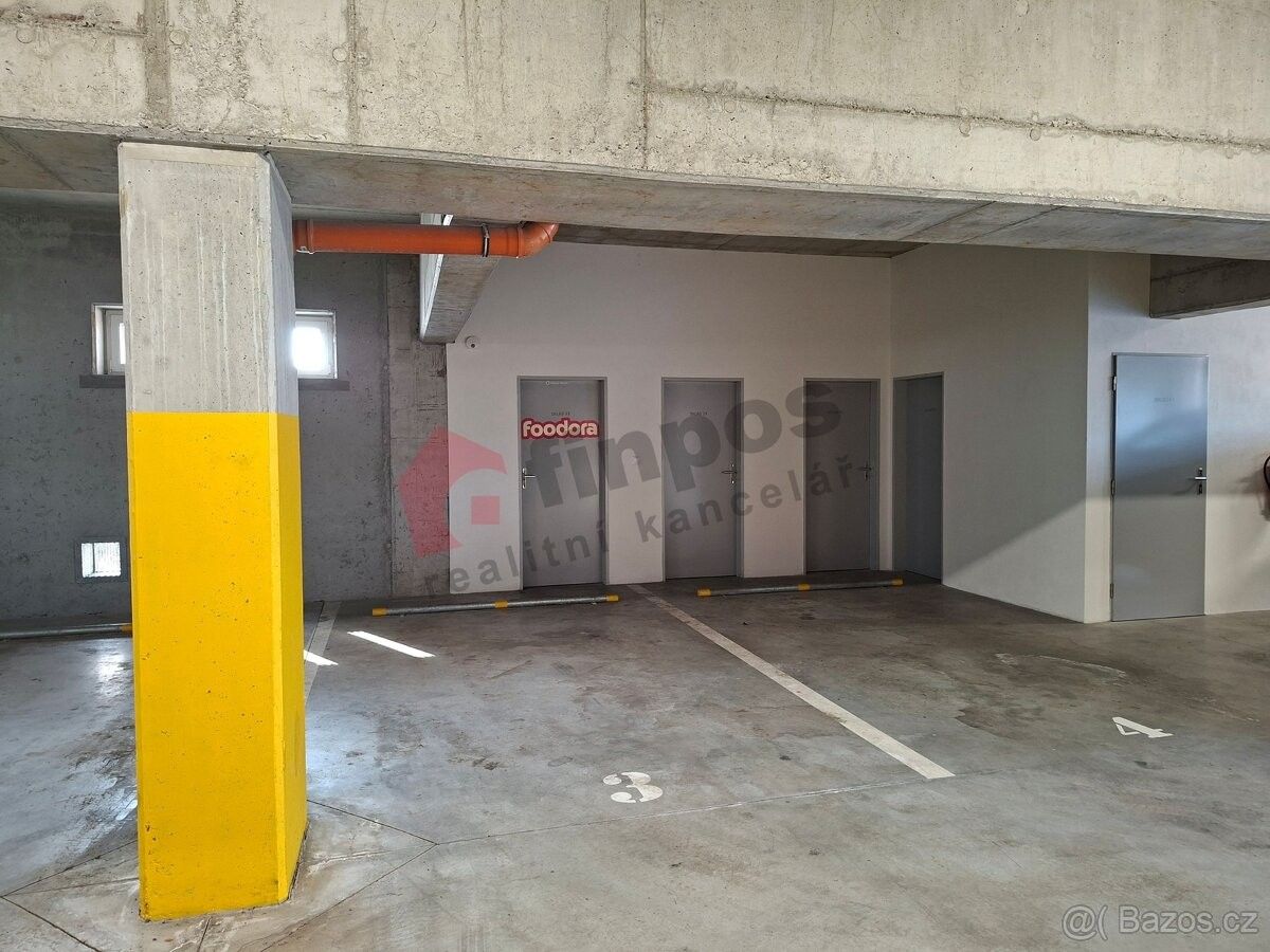 Pronájem garáž - Plzeň, 301 00
