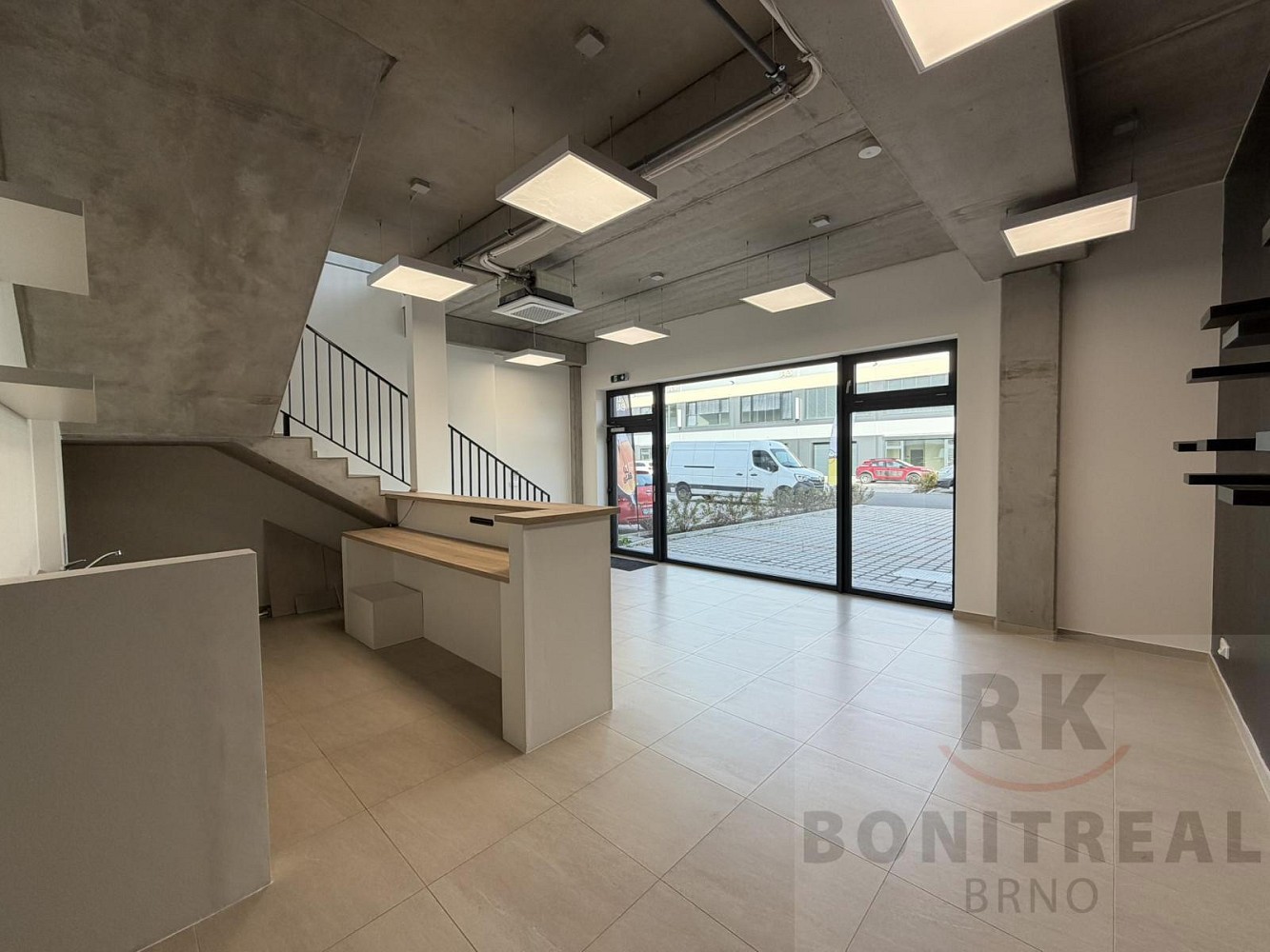 Sklad, 457 m²