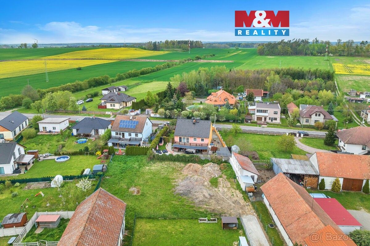 Pozemky pro bydlení, Choteč, 533 04