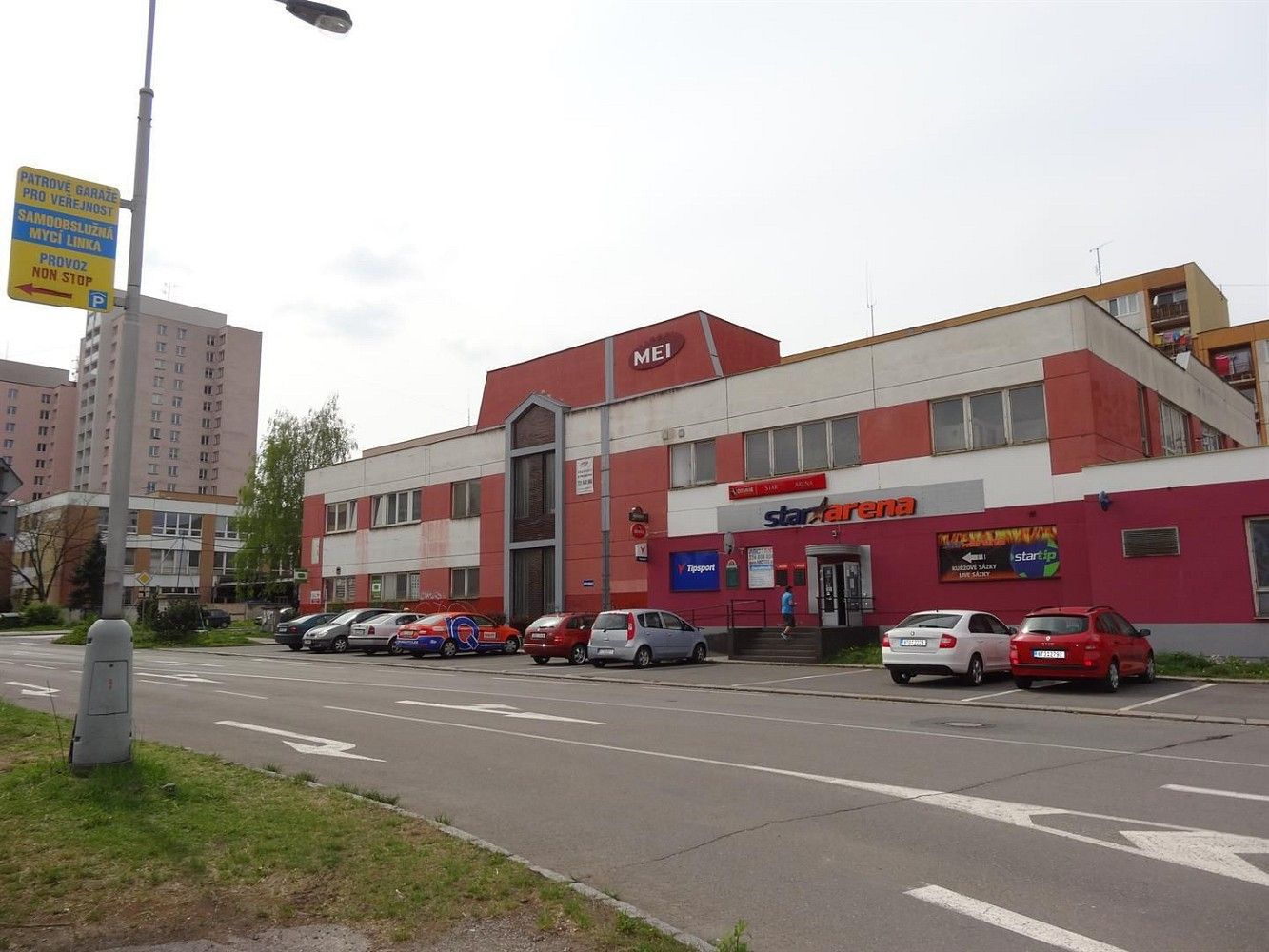 Obchodní prostory, 100 m²