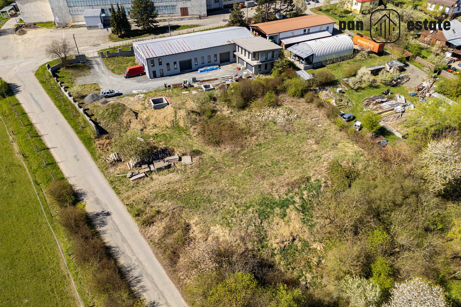 Prodej komerční pozemek - Hrobice, okres Zlín - 5
