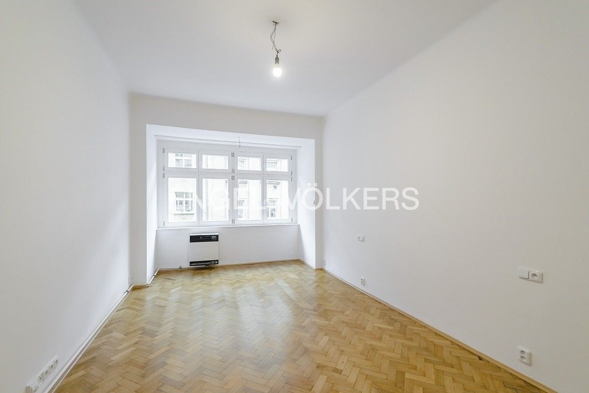 1+kk, Slovinská, Praha, 31 m²