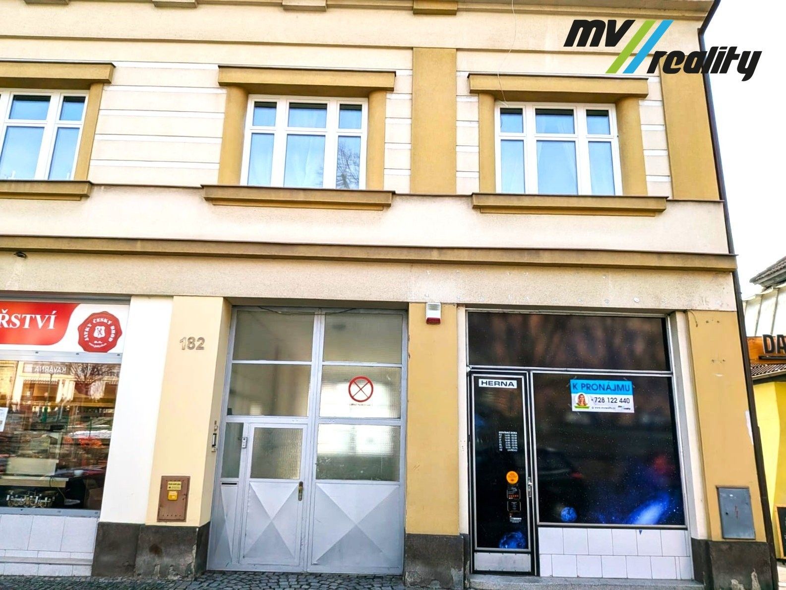 Obchodní prostory, Náměstí B. Hrozného, Lysá nad Labem, 55 m²