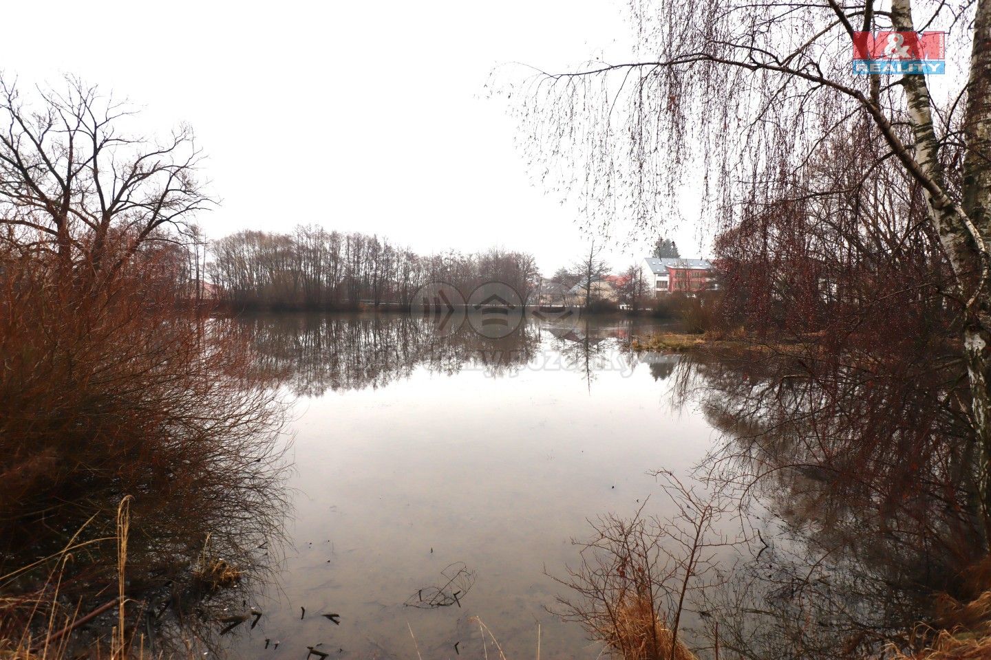 Rybníky, Břežany, Lešany, 8 435 m²