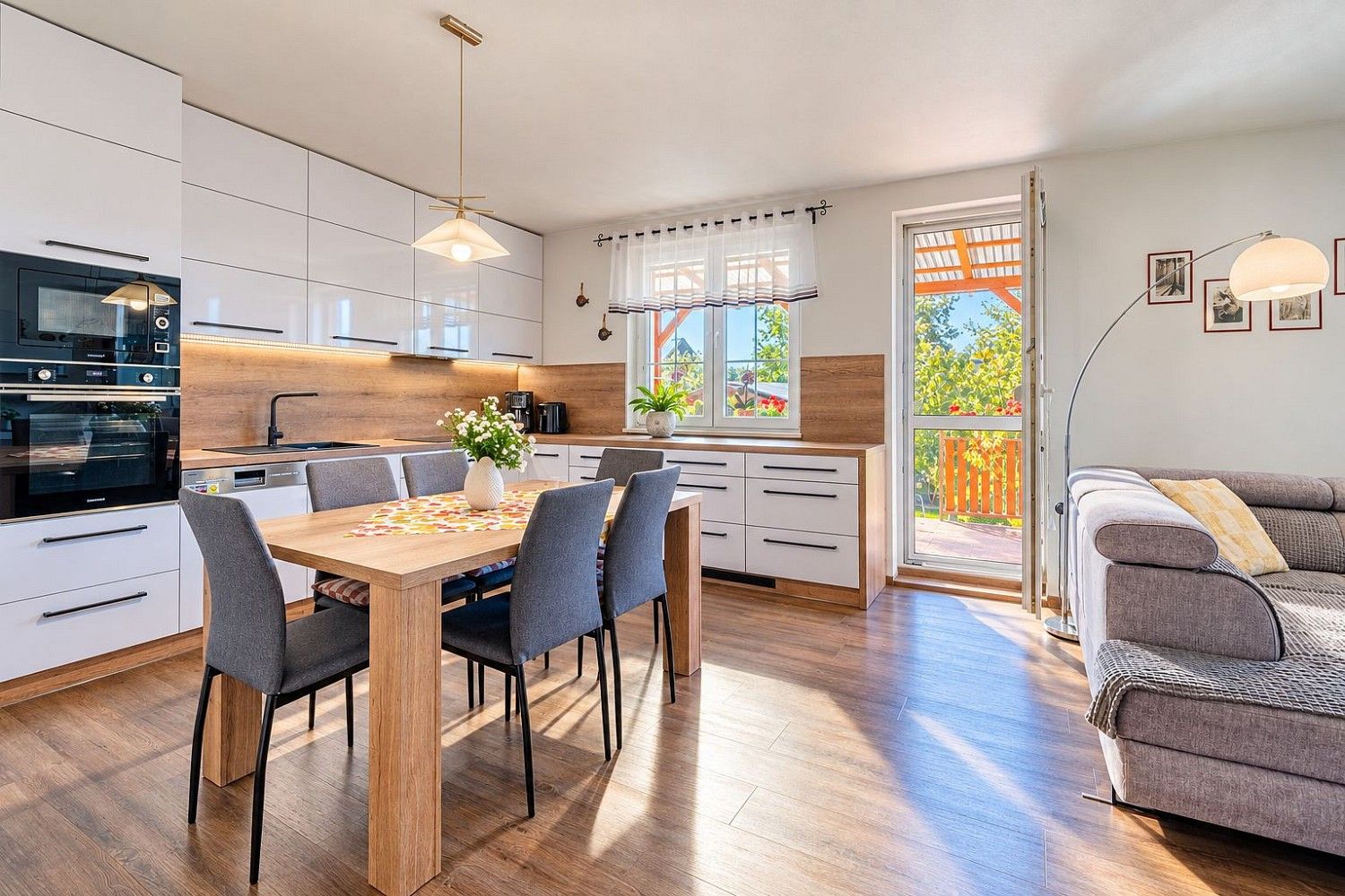 Prodej rodinný dům - Moravičany, okres Šumperk, 209 m² - 2