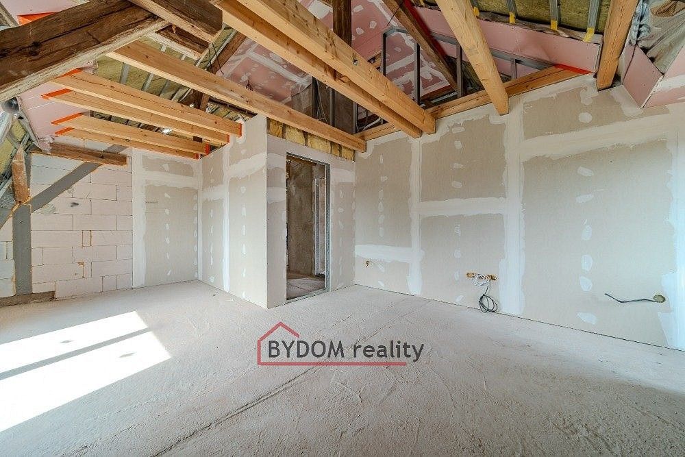 Byt 3+kk · 82 m² · Líšťany, okres Plzeň-sever - 3