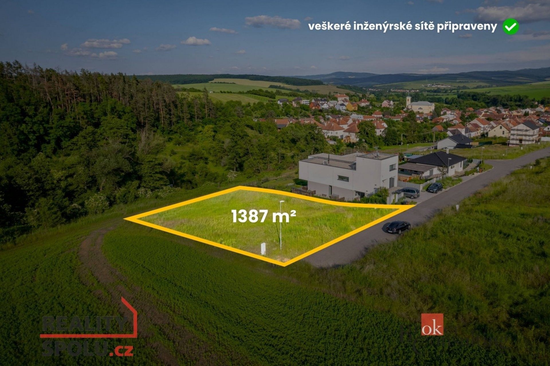 Prodej pozemek pro bydlení - Tkadlecova, Uherský Brod, 1 387 m²