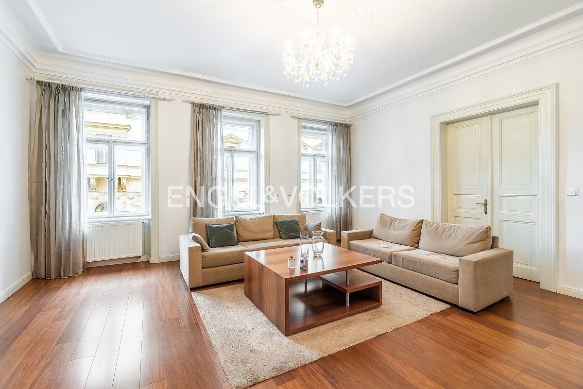 4+1, Zborovská 620, Praha Malá Strana, 154 m² - 1