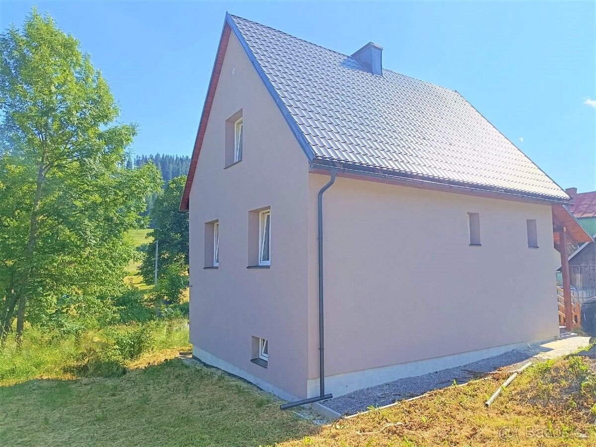 Prodej dům - Slovensko, 987 65, 72 m²