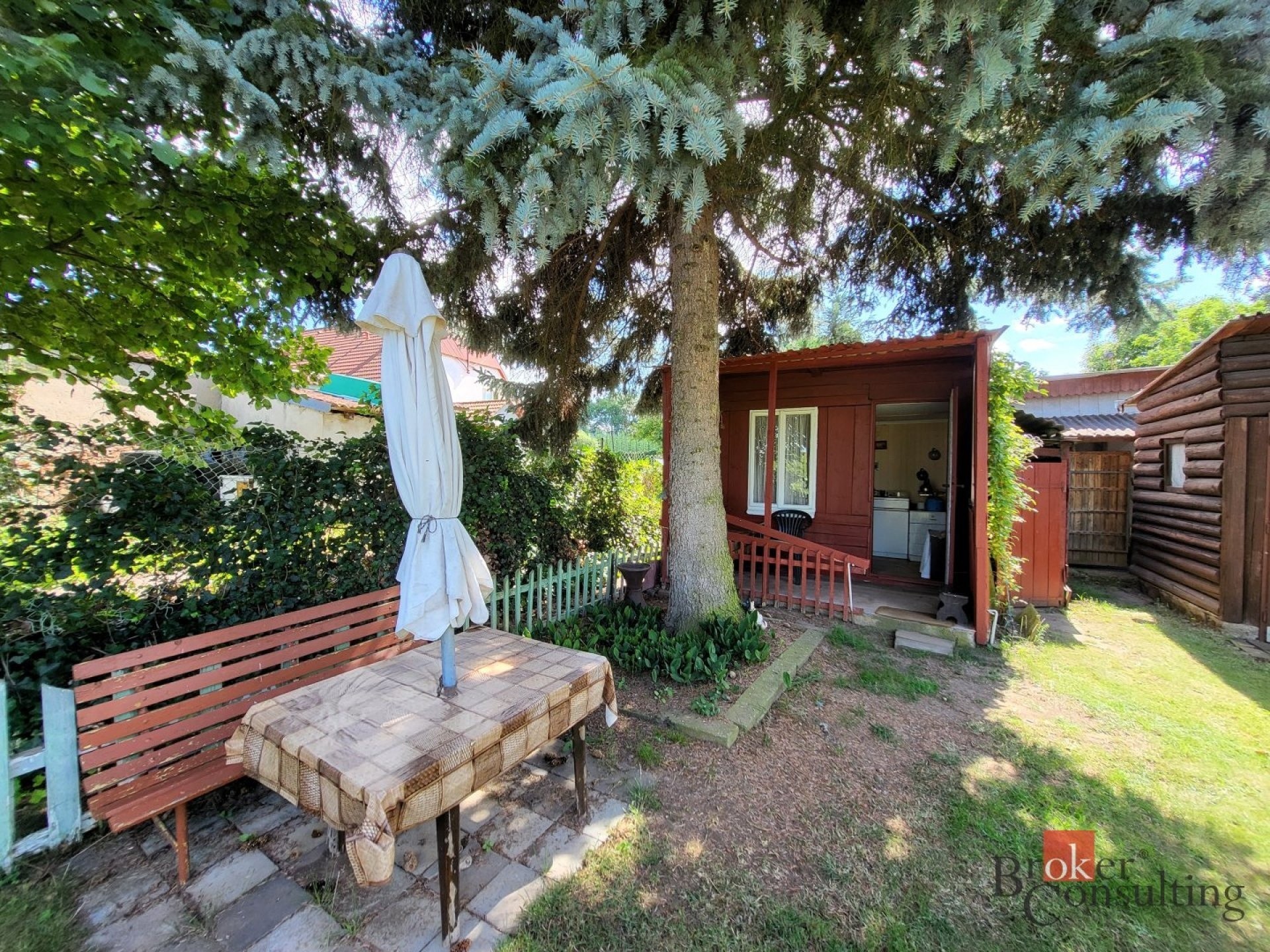 Zahrada, 305 m²