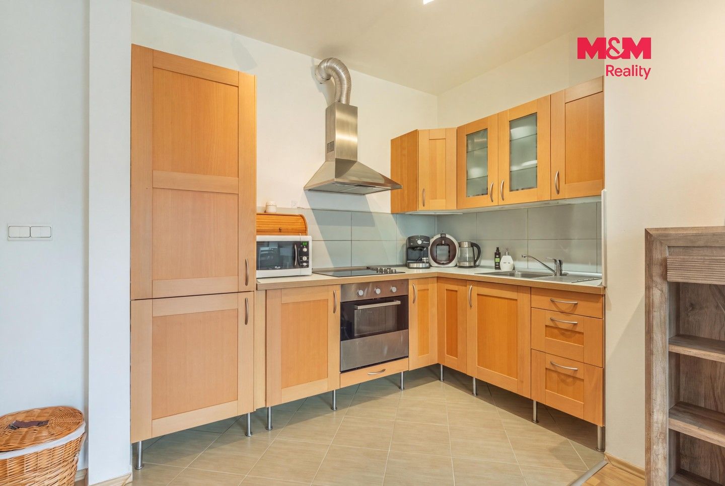 Byt 2+kk · 54 m² · Švejcarovo náměstí, Praha - 4