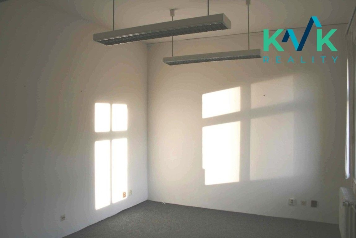 Kancelář · 34 m² · Dr. Davida Bechera, Karlovy Vary - 4