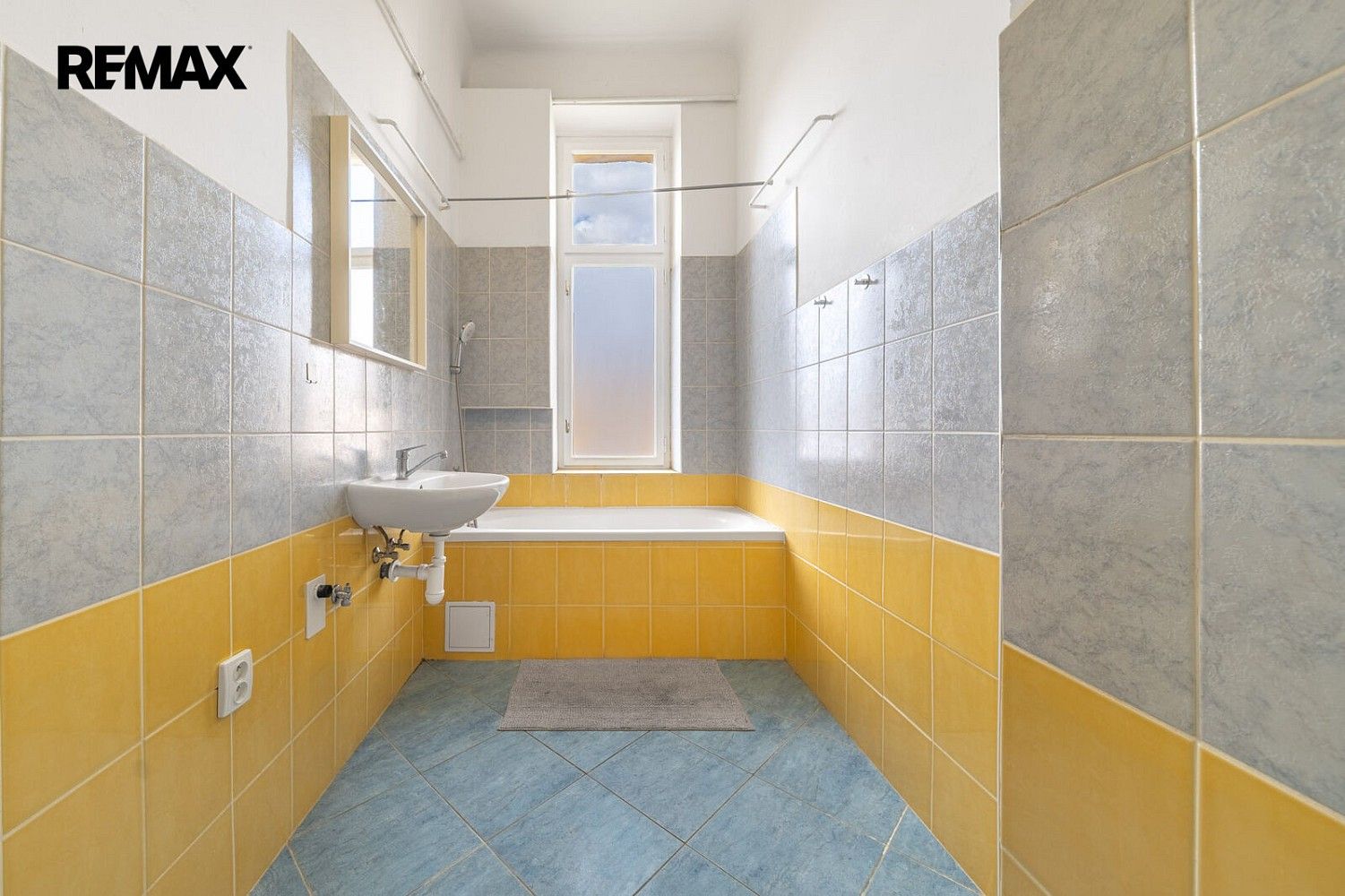 Byt 2+1 · 73 m² · Prvního pluku, Praha 8 - Karlín - 3