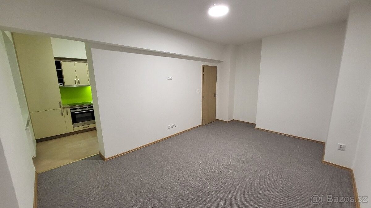 Pronájem byt - Uherský Brod, 688 01