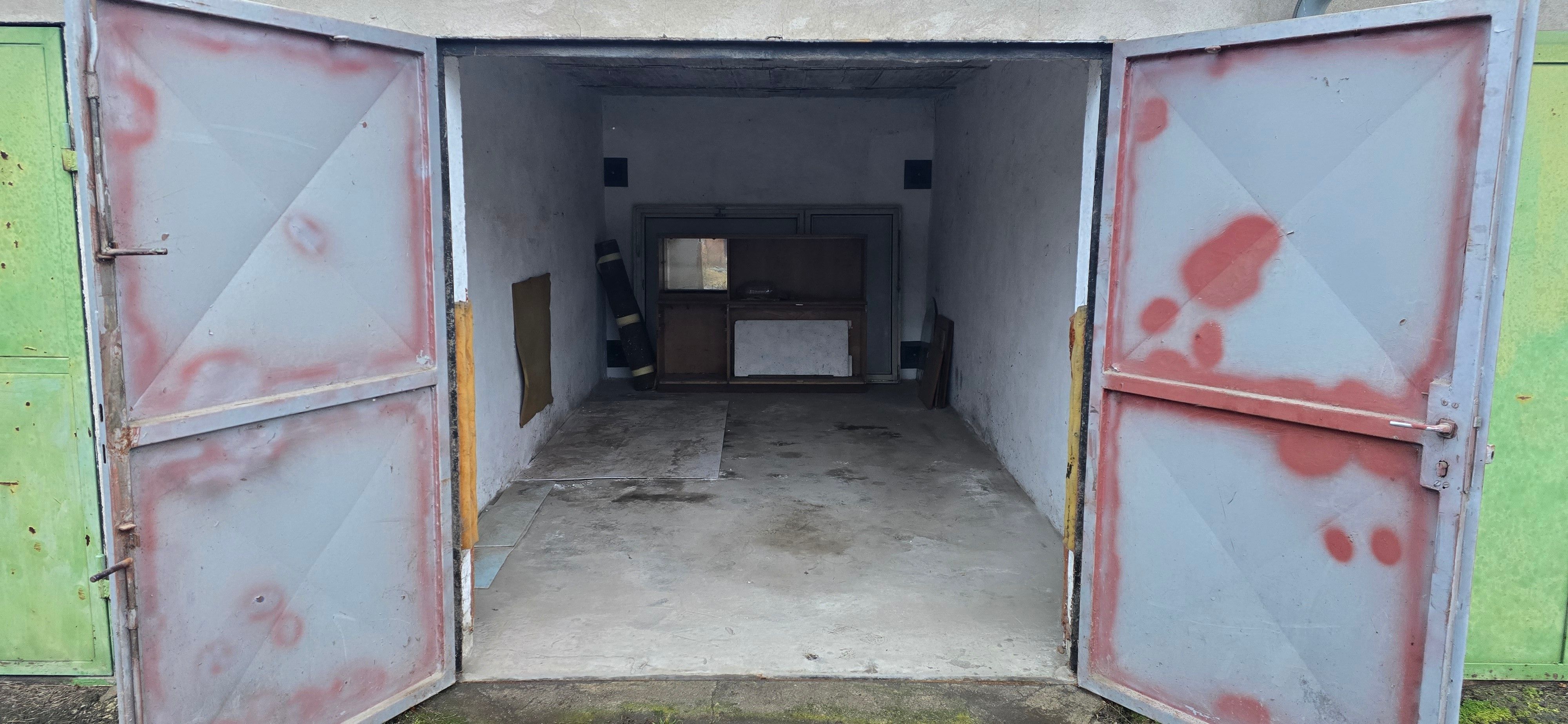 Garáže, Na Bělidle , Uhlířské Janovice, 19 m²