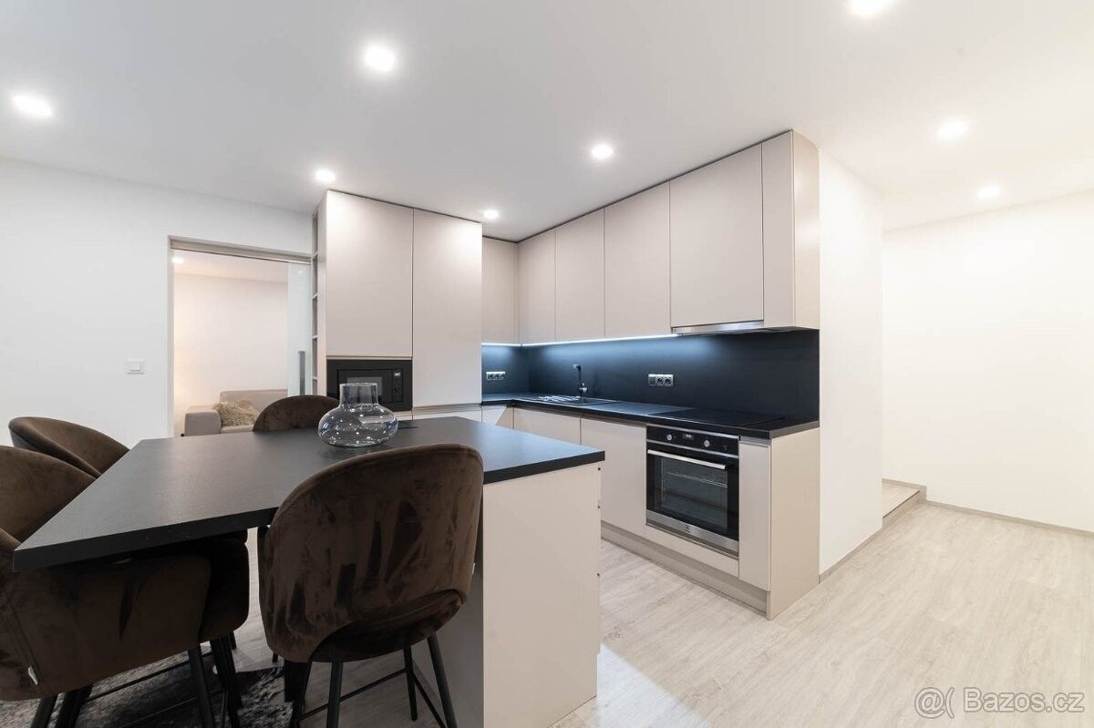 Prodej byt - Zlín, 760 01