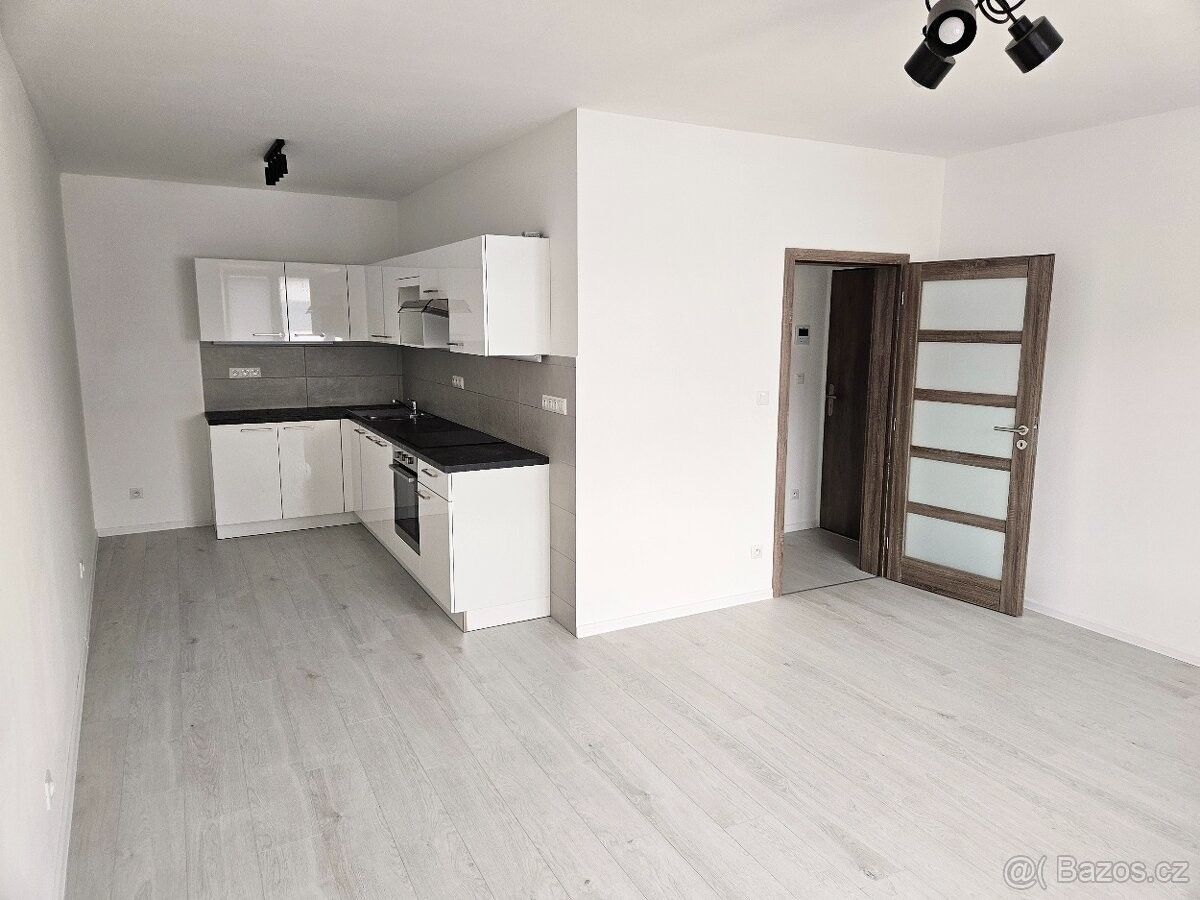 Byty, Libochovice, 411 17