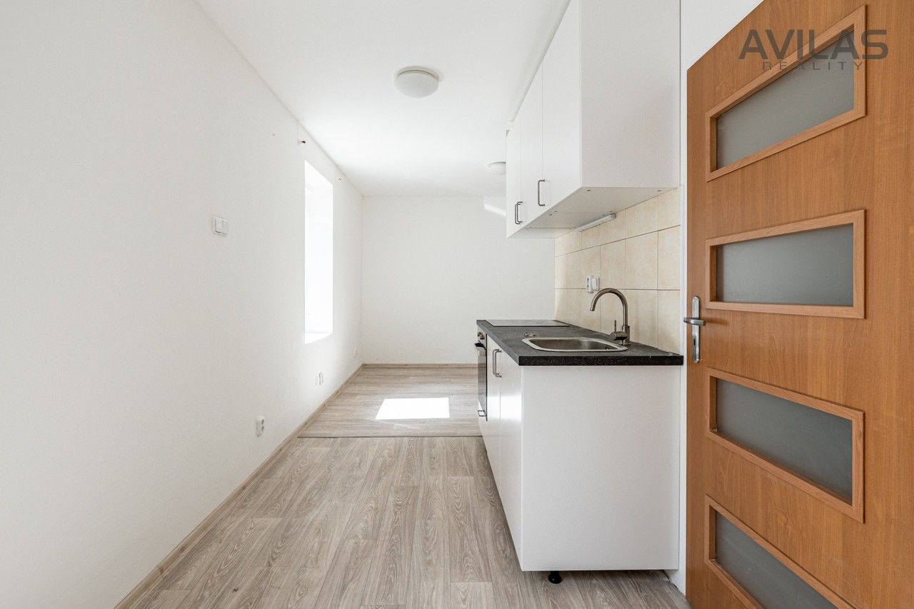 Prodej byt - Roudný, Zvěstov, 27 m²