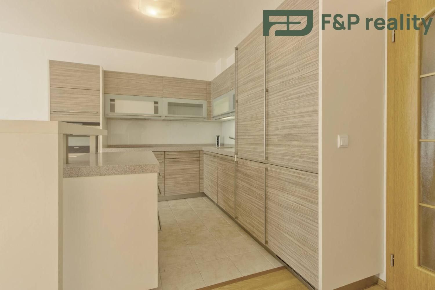 Byt 3+kk · 80 m² · V zahradách, Praha - 4