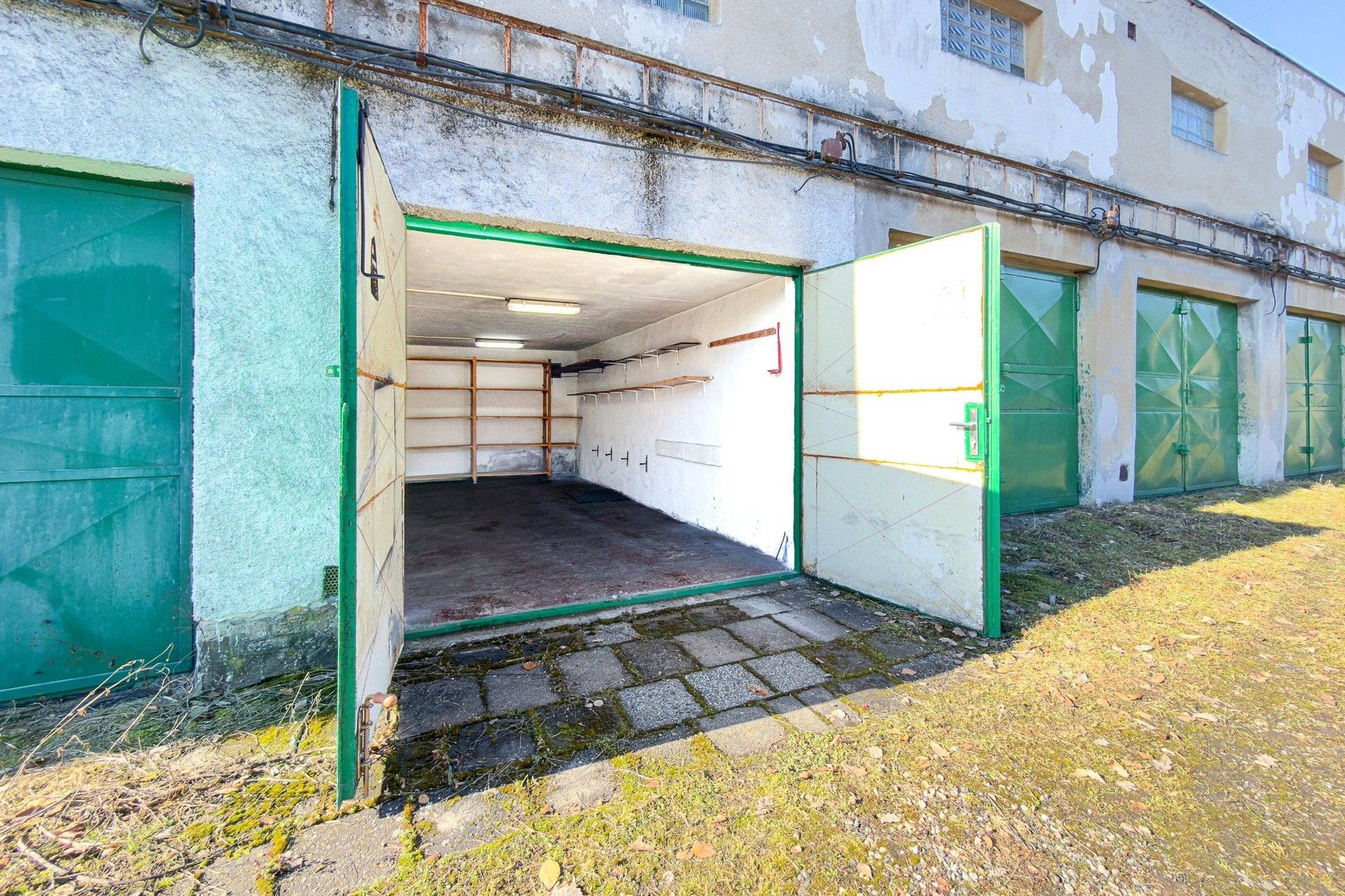 Garáže, Bezručova, Chomutov, 21 m²