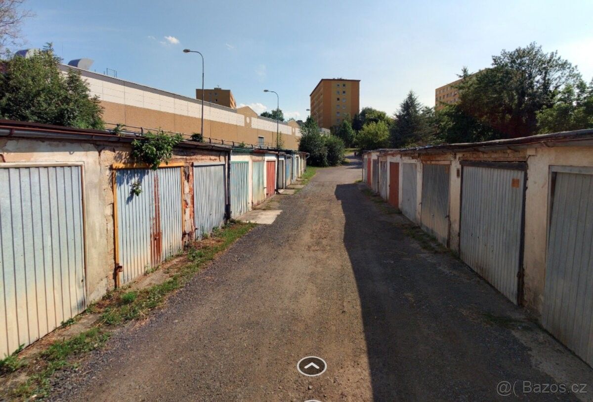 Garáže, Mělník, 276 01