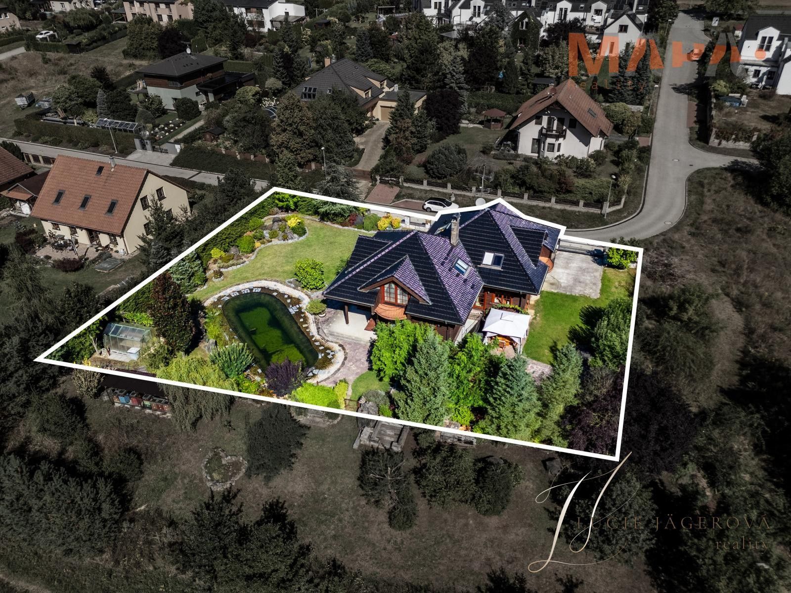 Rodinné domy, Libeř, 258 m²