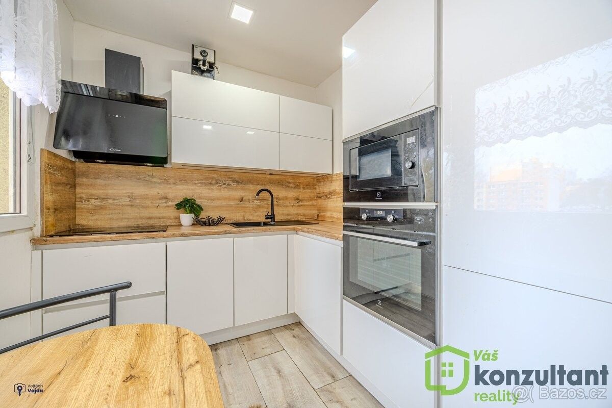 Prodej byt - Karviná, 734 01