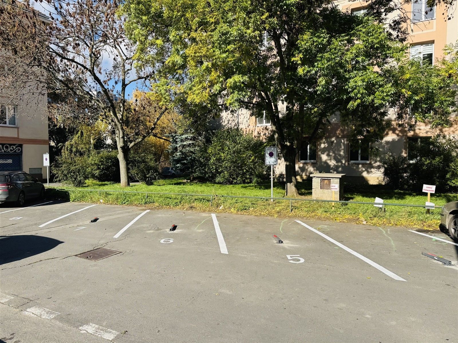 Nemovitost · 13 m² · Černokostelecká  , Praha - 3