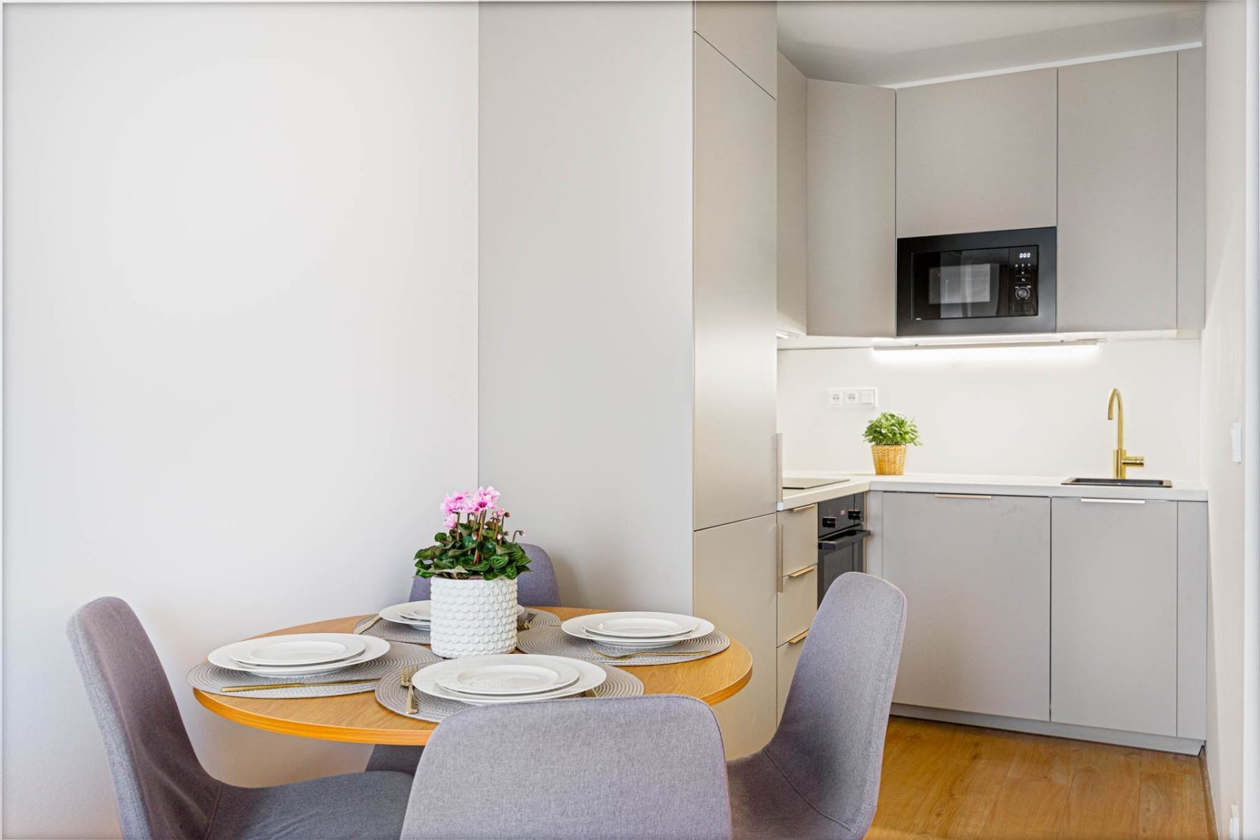 2+kk, Arnošta Staňka, Praha - Hostivař, 43 m² - 2