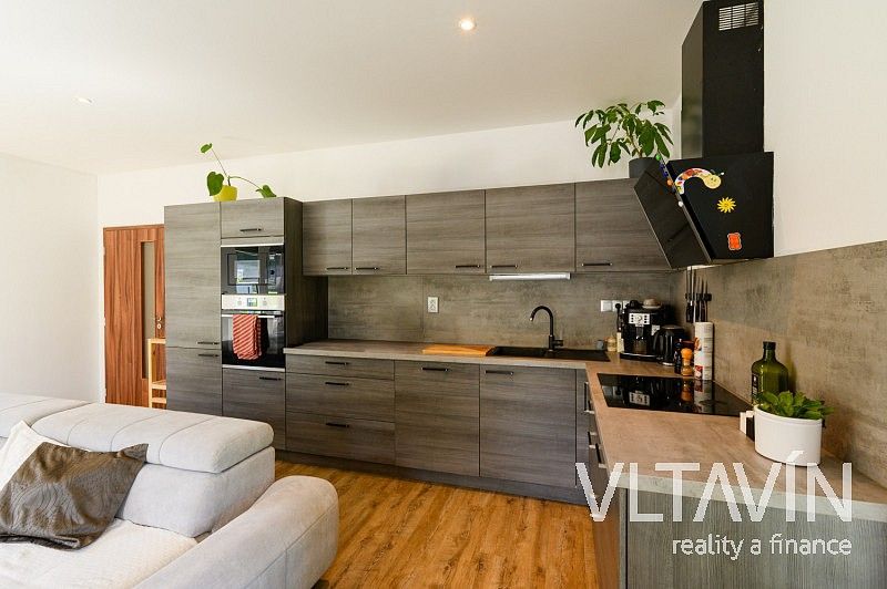 Prodej byt 3+kk - Praha - Zbraslav, okres Praha 16, Hlavní město Praha, 87 m² - 5