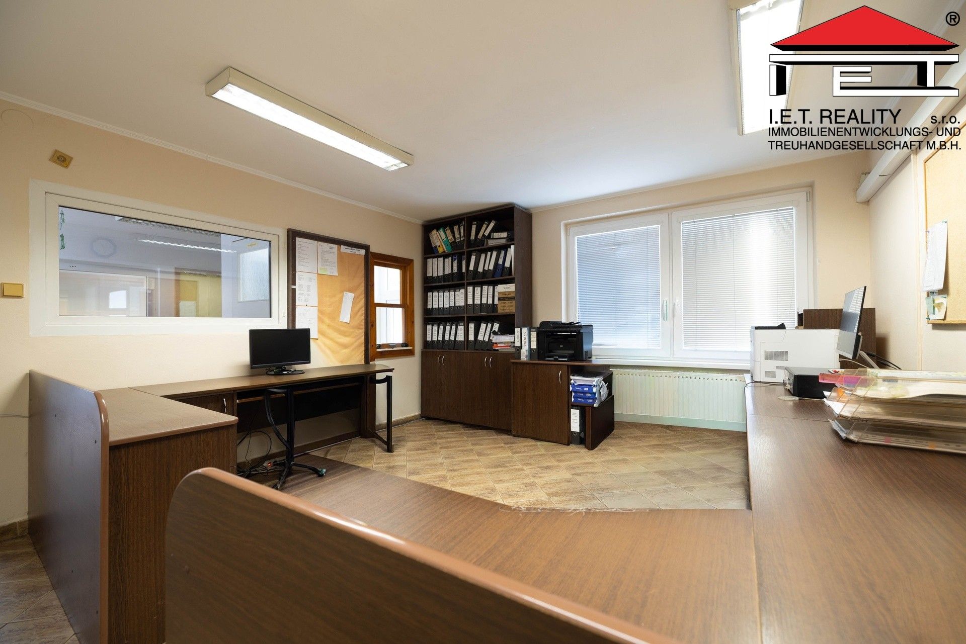 Prodej výrobní prostory - Borotice, 1 821 m² - 2