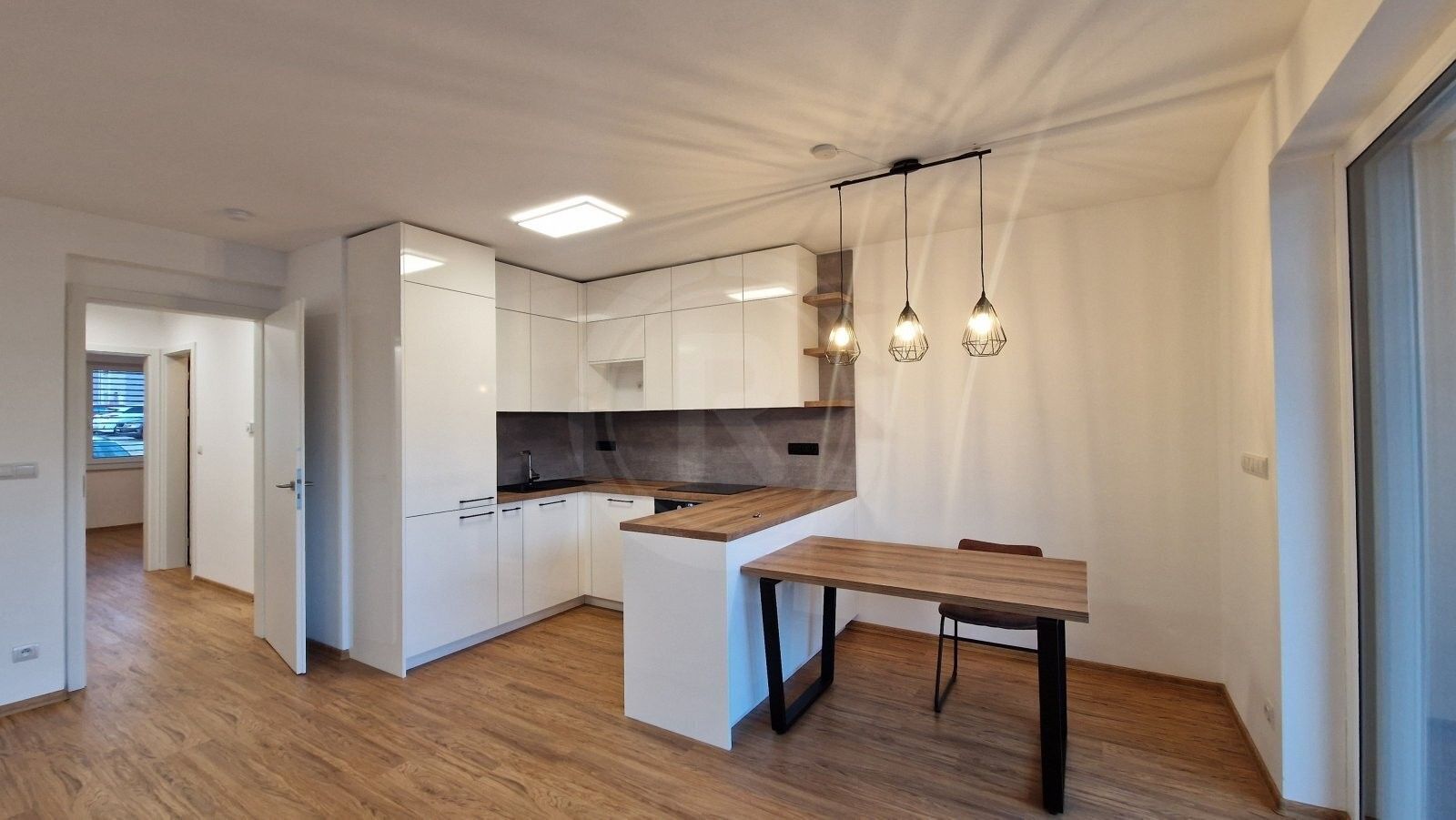 2+kk, Šroubárenská 2092, České Budějovice, 64 m²