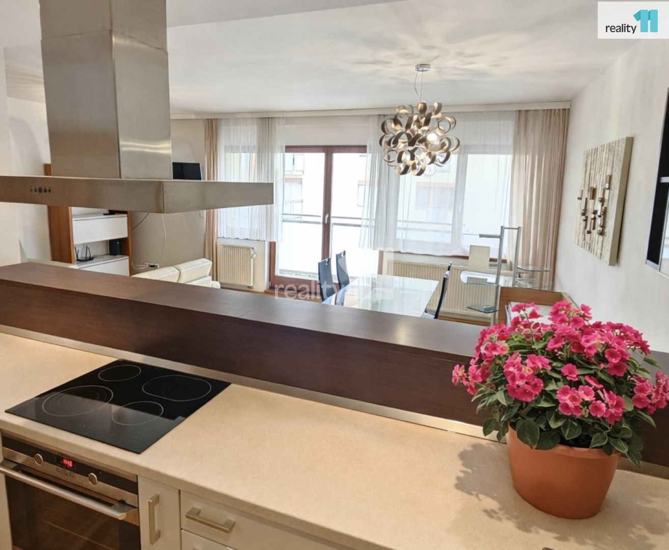 2+kk, Hlubocká, Praha, 72 m²