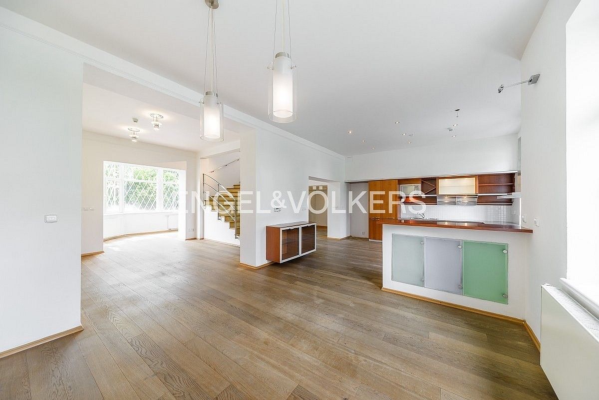 Rodinný dům · 514 m² · Praha - Dejvice, okres Praha 6, Hlavní město Praha - 3