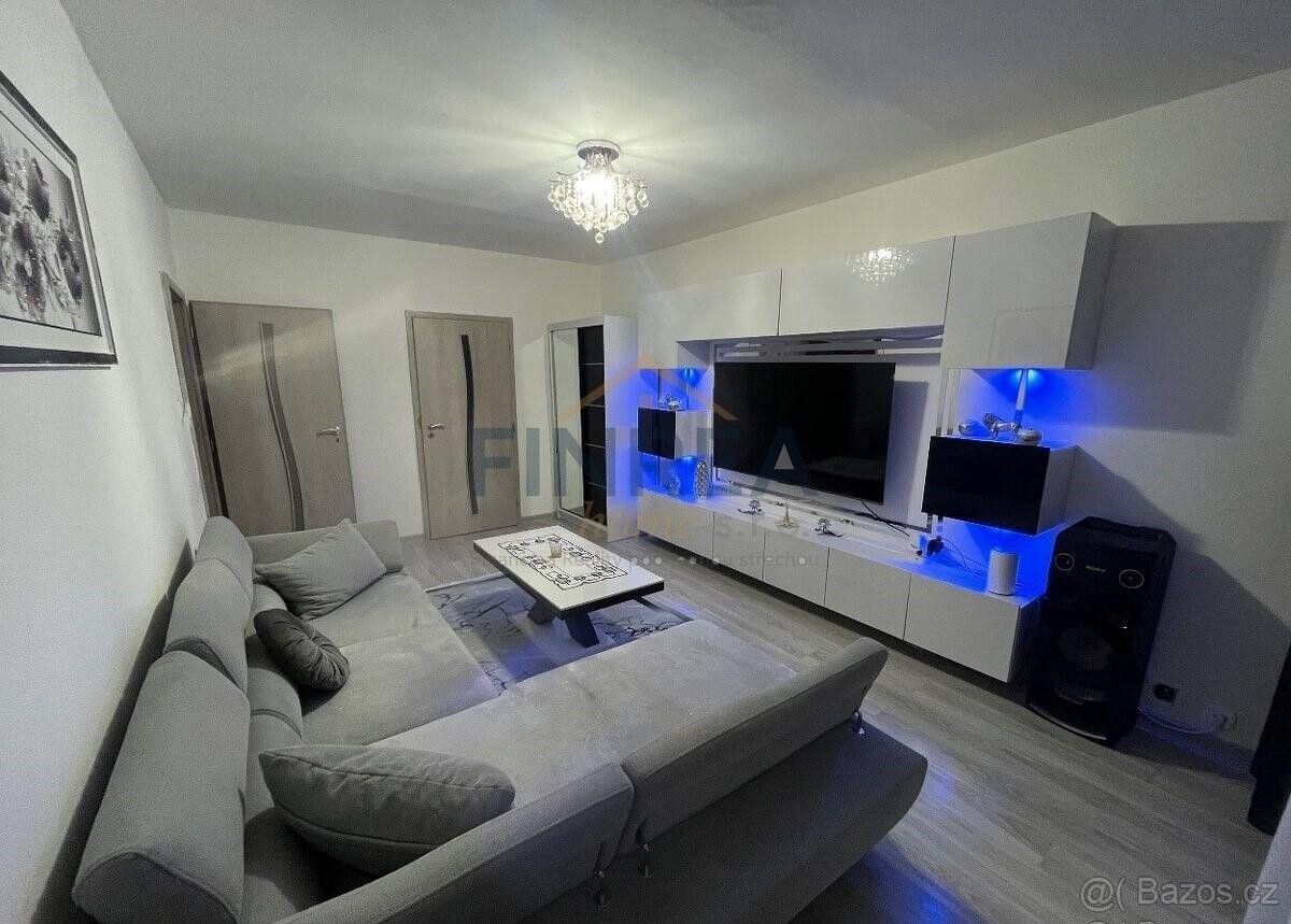 Byty, Postoloprty, 439 42