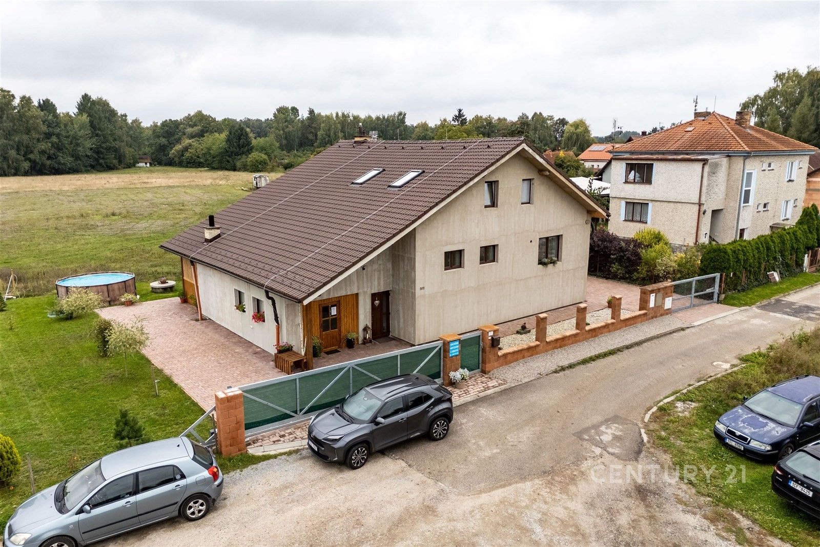 Rodinné domy, Lužnice, 225 m²