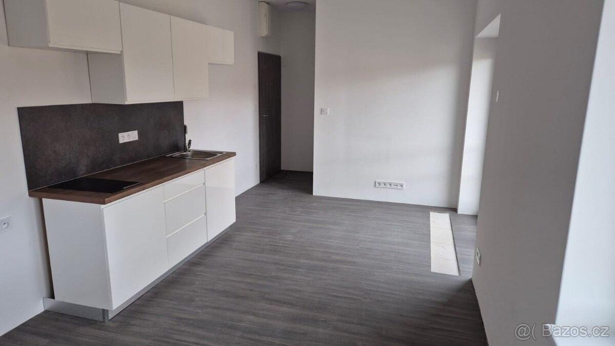 Byty, Sedlčany, 264 01