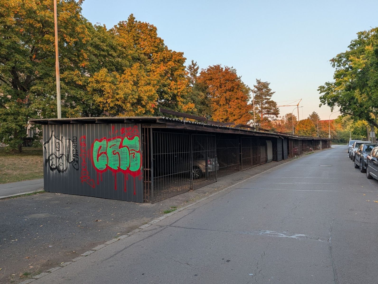 Garáže, V rovinách, Praha - Podolí, 11 m² - 2