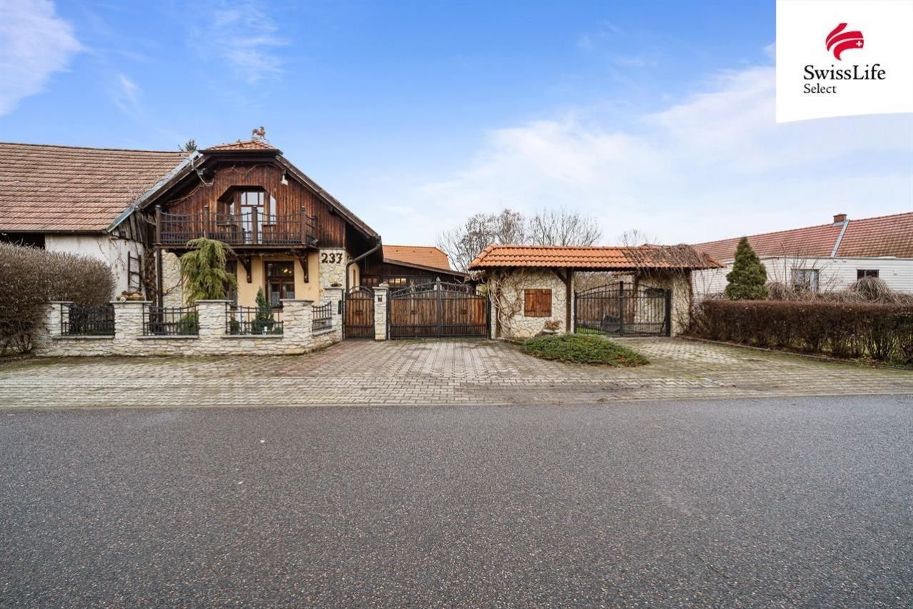 Prodej rodinný dům - Palackého, Dašice, 133 m²