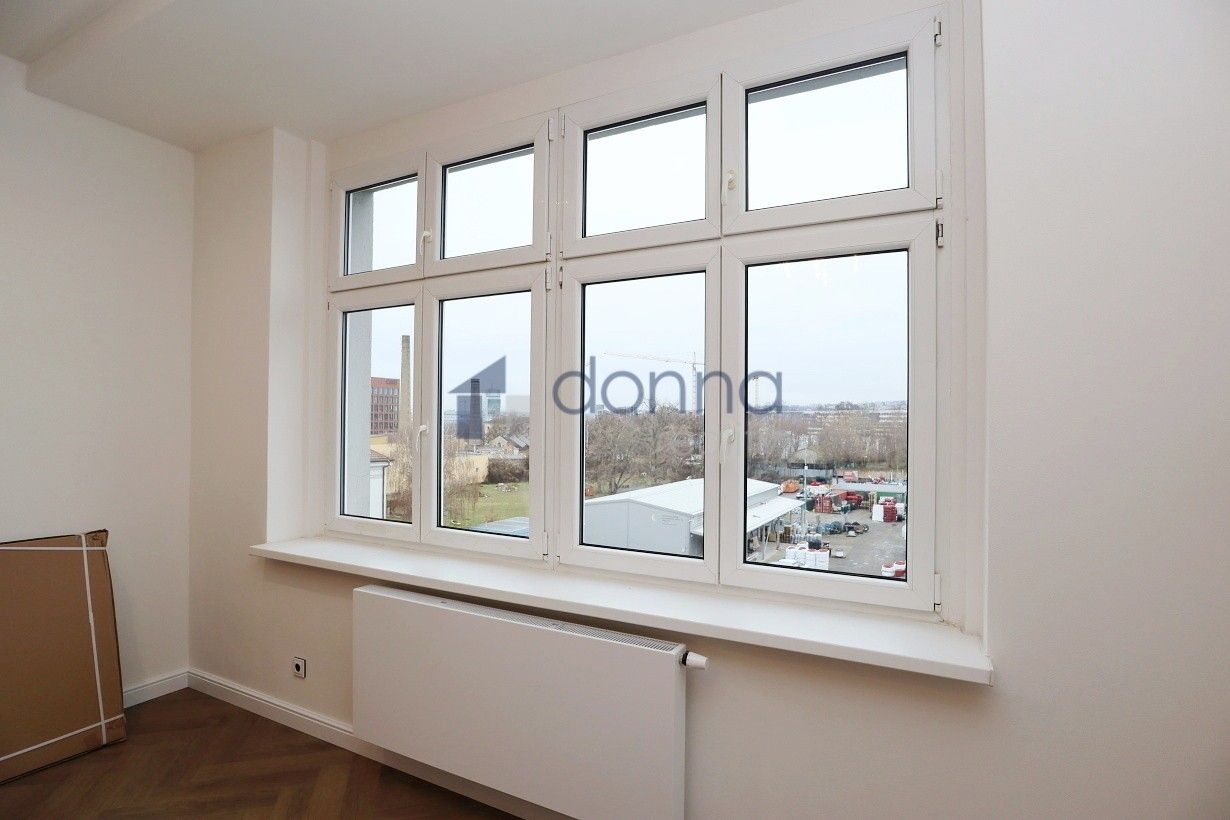 Pronájem byt 3+kk - Sokolovská, Praha, 95 m²