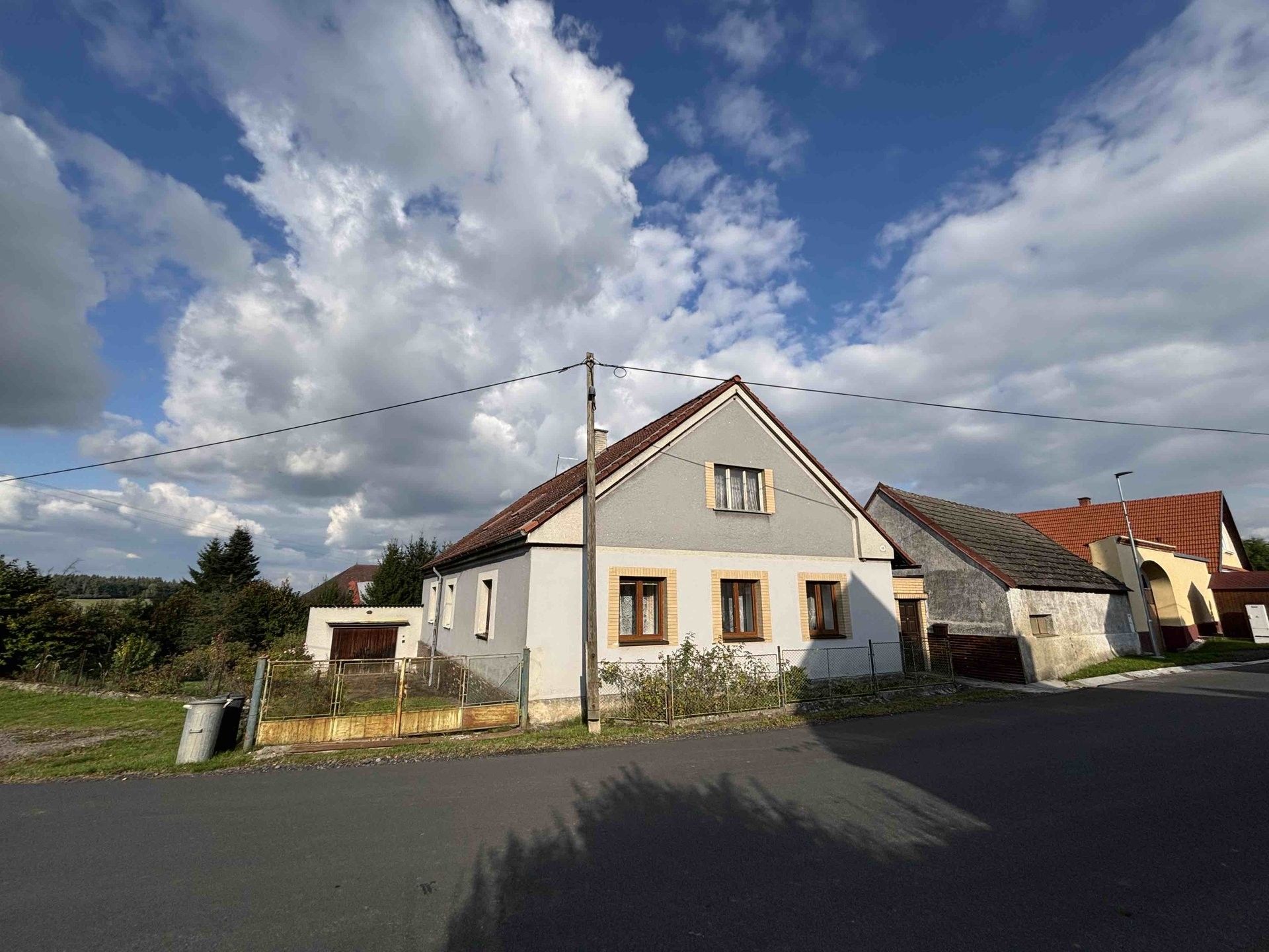 Prodej rodinný dům - Myslív, 240 m²