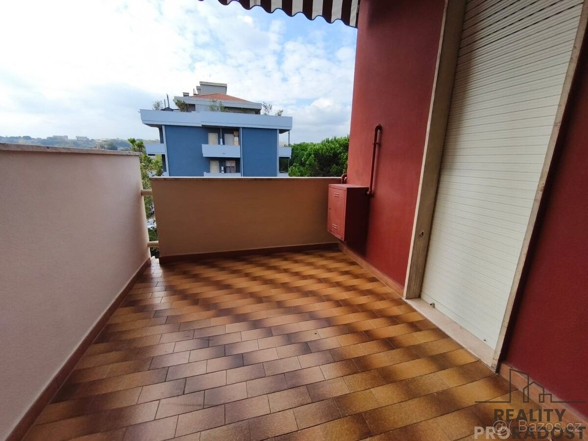 Byty, 987 66, Zahraničí - 2