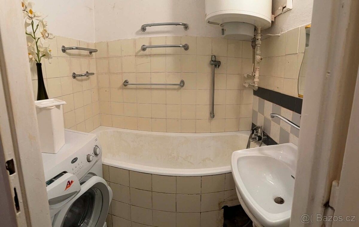 Prodej byt - Velké Opatovice, 679 63