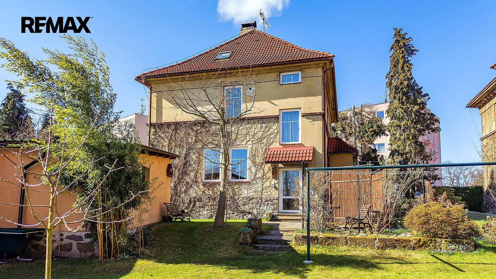 Rodinné domy, Nový Bor, okres Česká Lípa, Liberecký kraj, 294 m² - 1