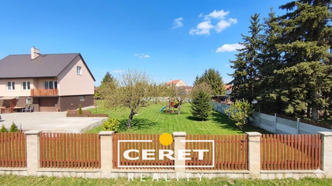 Pozemek pro bydlení, 824 m²