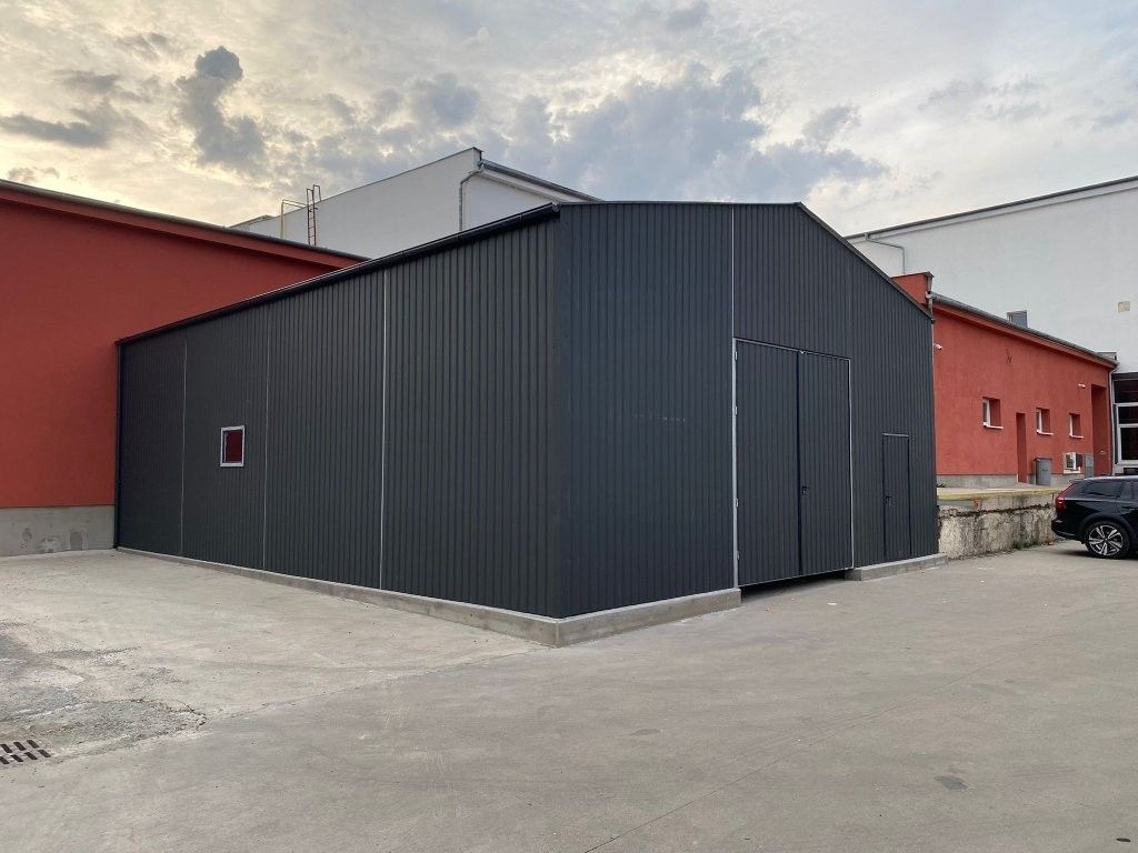 Garáže, Bedihošť, 798 21