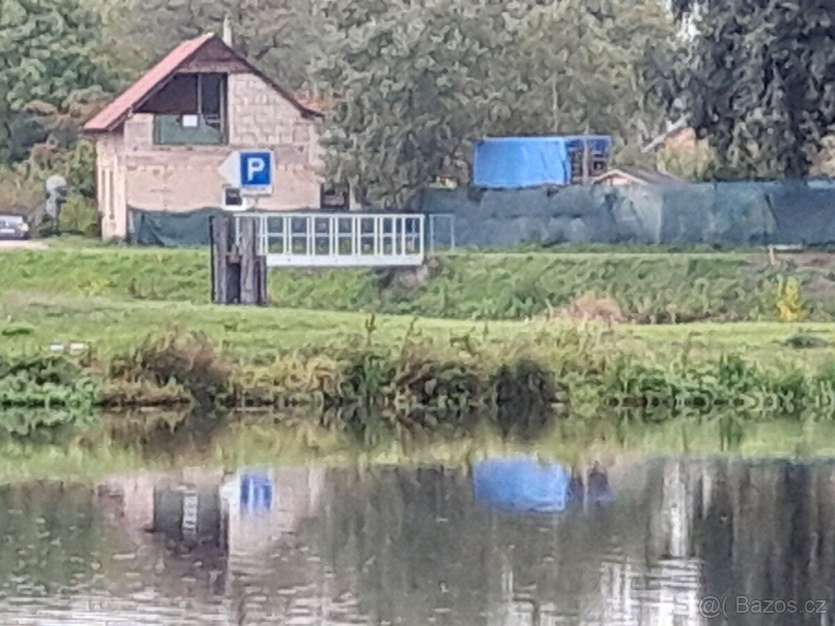 Rodinné domy, Kostelec nad Labem, 277 13