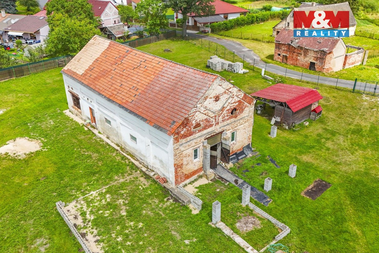 Prodej zemědělský objekt - Křižovatka, 240 m²