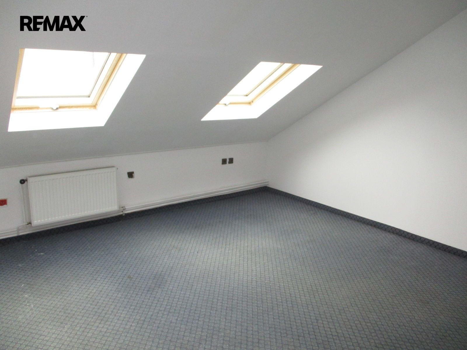 Pronájem kancelář - Schwaigrova 547, Jindřichův Hradec II, 17 m² - 5